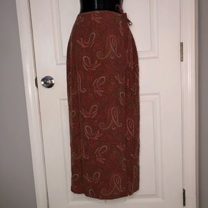 Vintage Limited America Skirt wrap, size XSmall, color off red, very pretty